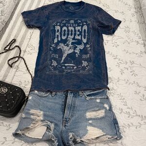 Social Culture Texas Rodeo Graphic Tee - Blue XS